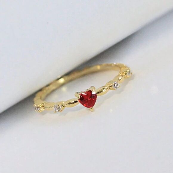 Dainty Red Heart Gemstone Crystal Ring Multi Glass Stones Gold Fashion sz: 7 - Picture 2 of 5